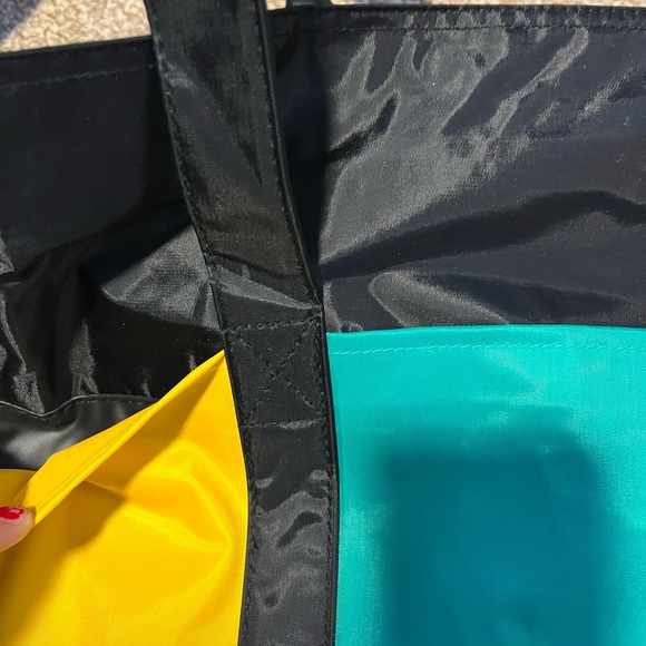 2/$10
New Black Tote blue yellow green front pockets  beach bag  summer bag - Picture 10 of 10